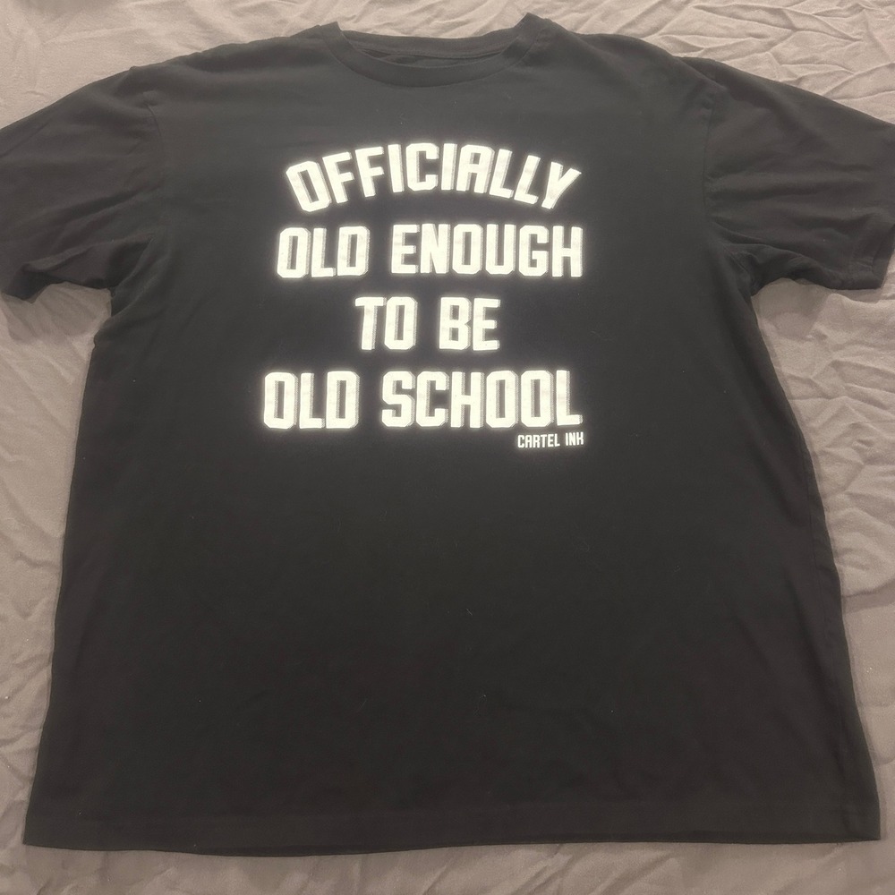 Cartel Ink Mens Black Officially Old Enough To Be Old School Graphic T-Shirt L